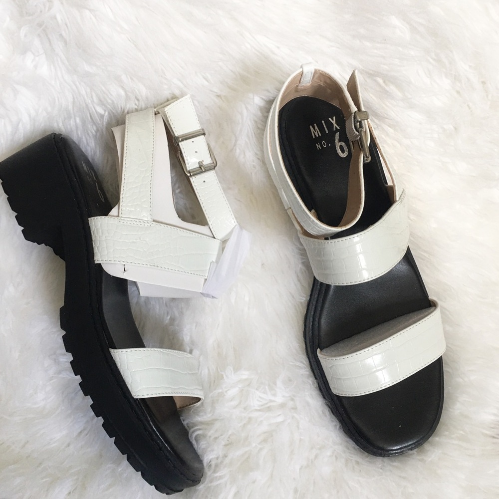 Mix No. 6 Petrova Platform Sandal